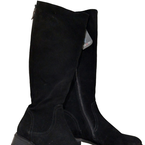 Shoes - Aqua Diva hight boots. Leather, waterproof,salt and calcium resistant, size 8